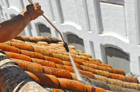 Nettoyage de toitures - Doncourt-lès-Conflans